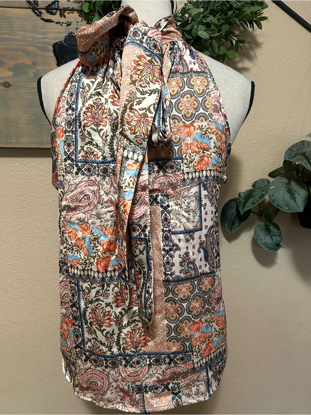 NWT Rachel Zoe Paisley Patchwork Halter Blouse Medium Mock Neck Boho Resort Top - Picture 3 of 7
